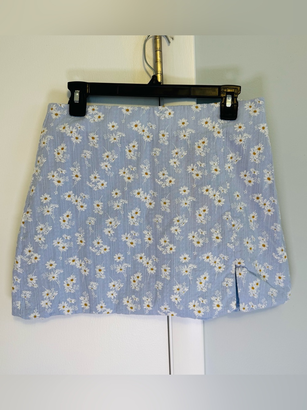 Altar’d State Blue Daisy Print Mini Skirt. Y2K inspired.